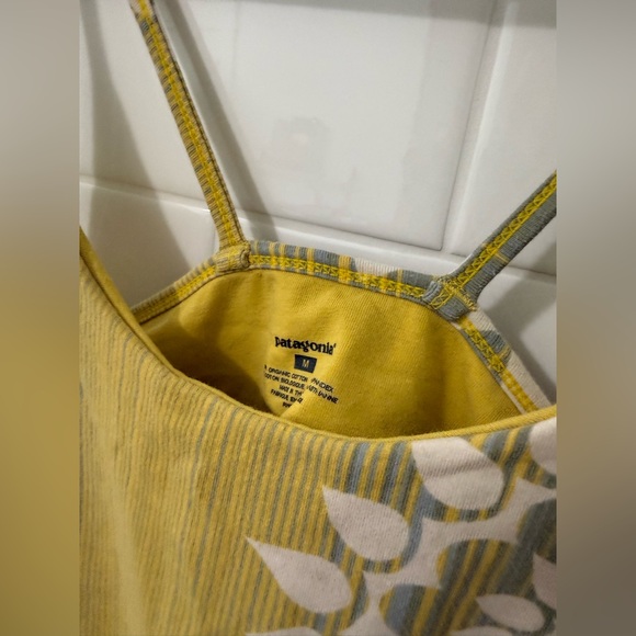 Patagonia Mandala Yoga Tank - Picture 2 of 3